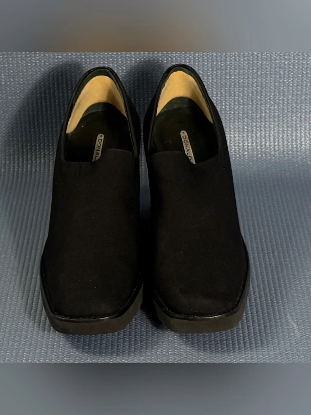 Donald J. Pliner Maddy Wedge Heel Pumps Women's Black Slip On Shoes Size 7